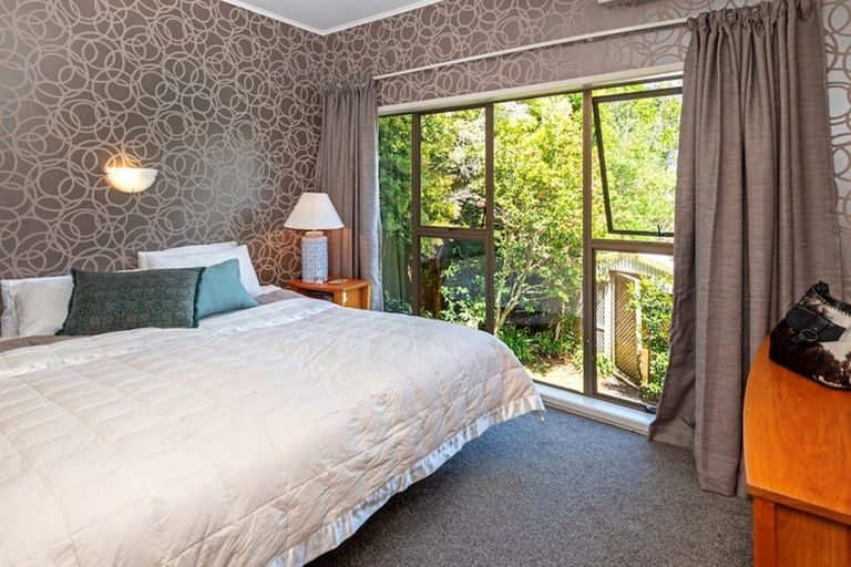 Photo of property in 7 Evelyn Road, Cockle Bay, Auckland, 2014