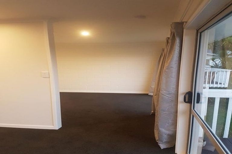 Photo of property in 153 Browns Bay Road, Browns Bay, Auckland, 0630