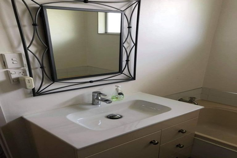 Photo of property in 6 Melland Place, Te Anau, 9600