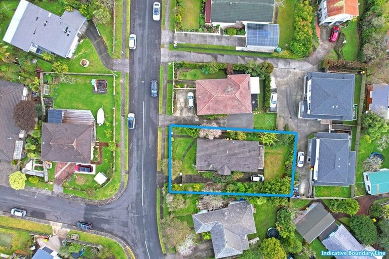 Photo of property in 112 Weatherly Road, Torbay, Auckland, 0630