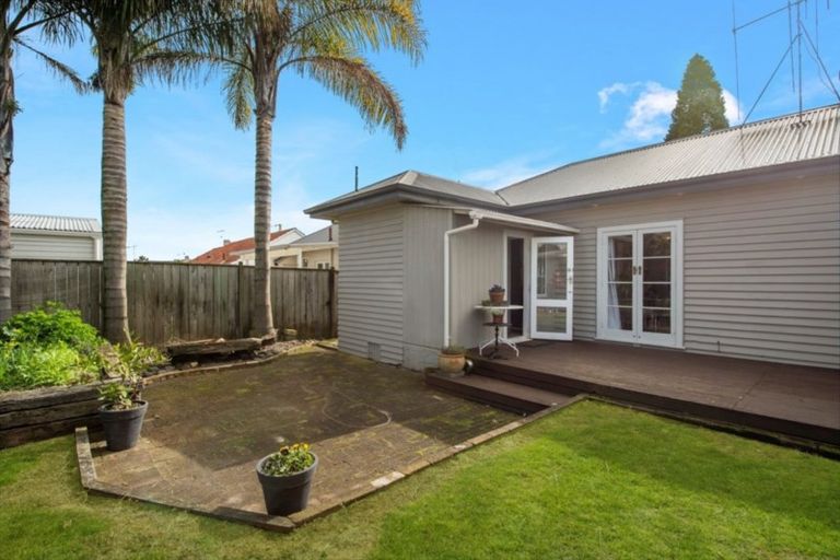 Photo of property in 70 Claude Street, Fairfield, Hamilton, 3214