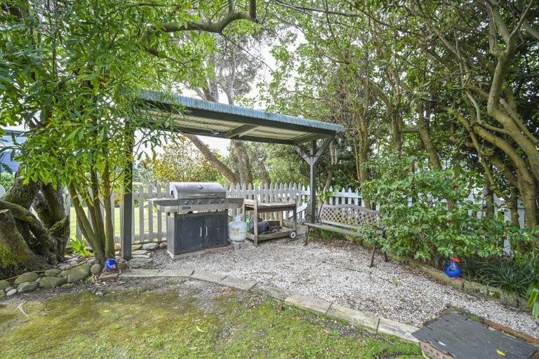 Photo of property in 108 Harper Road, Waimarama, Havelock North, 4294