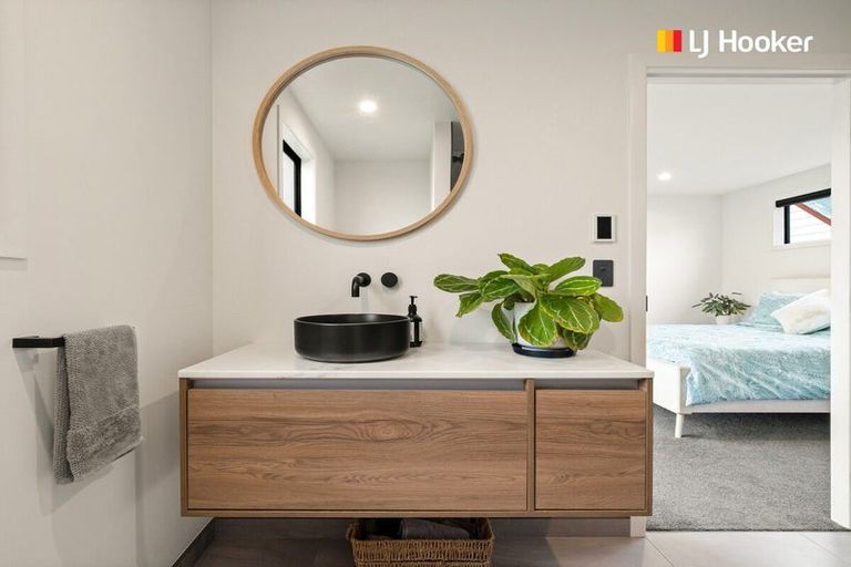 Photo of property in 4 Lambert Street, Abbotsford, Dunedin, 9018