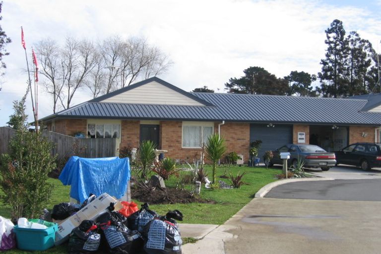 Photo of property in 18 Kittyhawk Place, Melville, Hamilton, 3206