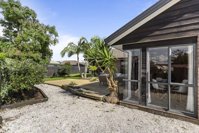 Photo of property in 22 Davington Way, Burswood, Auckland, 2013