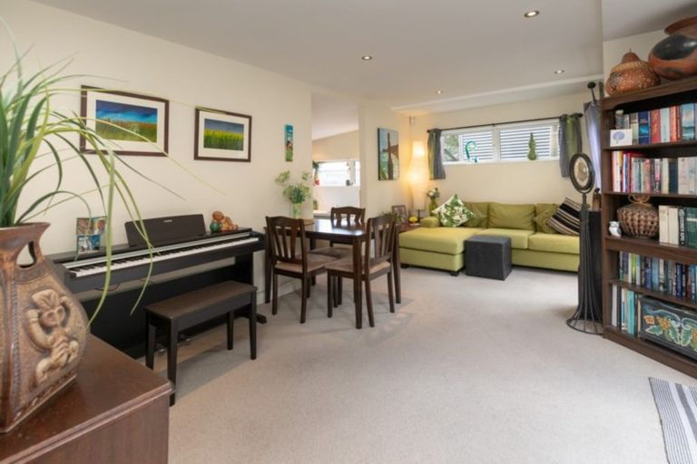 Photo of property in 83a Te Wharepouri Street, Berhampore, Wellington, 6023