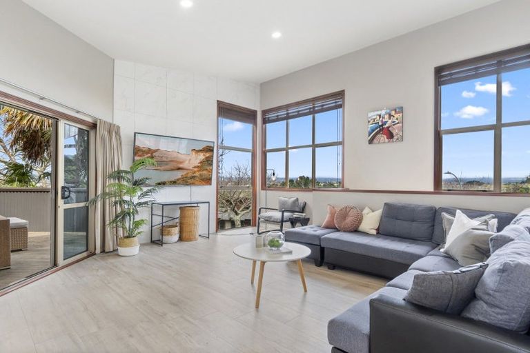 Photo of property in 14 Bell Common Close, Bethlehem, Tauranga, 3110