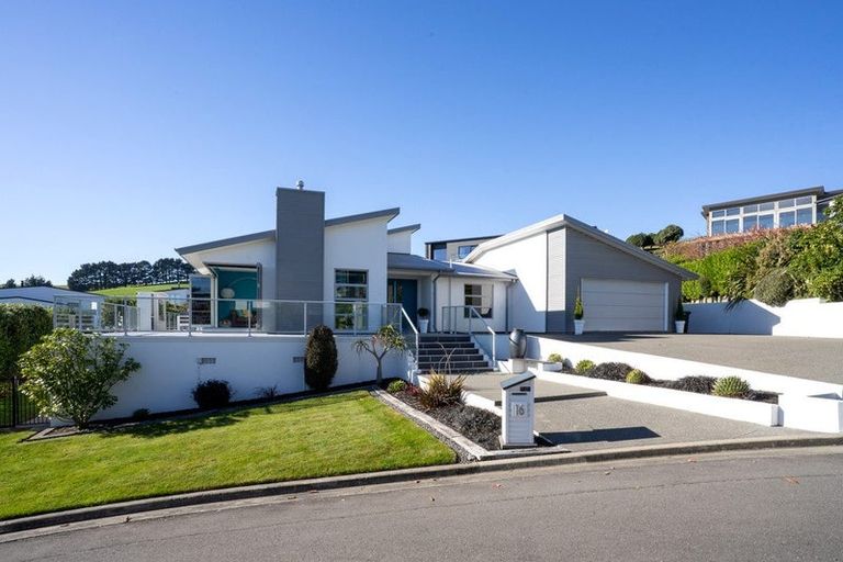 Photo of property in 16 Quarry Hill Terrace, Kennedys Bush, Christchurch, 8025