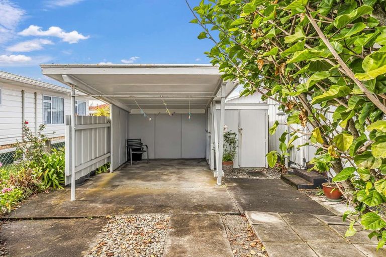 Photo of property in 1/117 Heads, Gonville, Wanganui, 4501