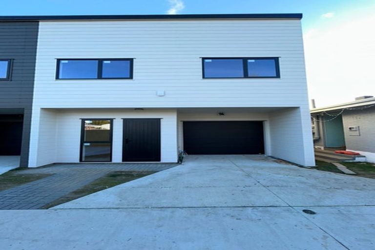 Photo of property in 49 Station Road, Takanini, 2112