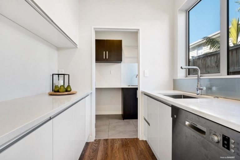 Photo of property in 2 Timberland Drive, Silverdale, 0932