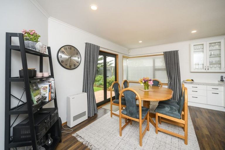 Photo of property in 41 Ihaka Street, Hokowhitu, Palmerston North, 4410