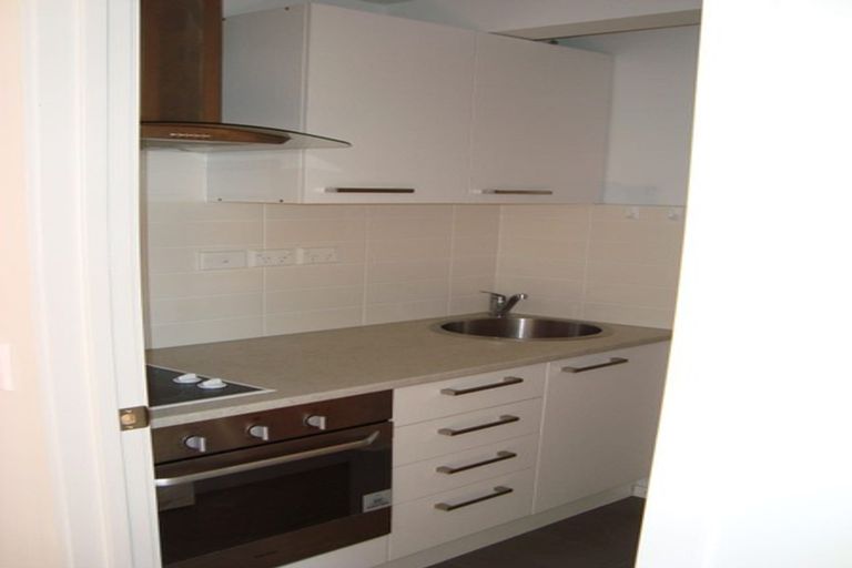 Photo of property in 81 Archers Road, Hillcrest, Auckland, 0629