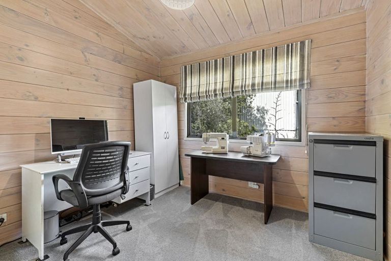 Photo of property in 32 Mcdowell Crescent, Hillcrest, Auckland, 0627