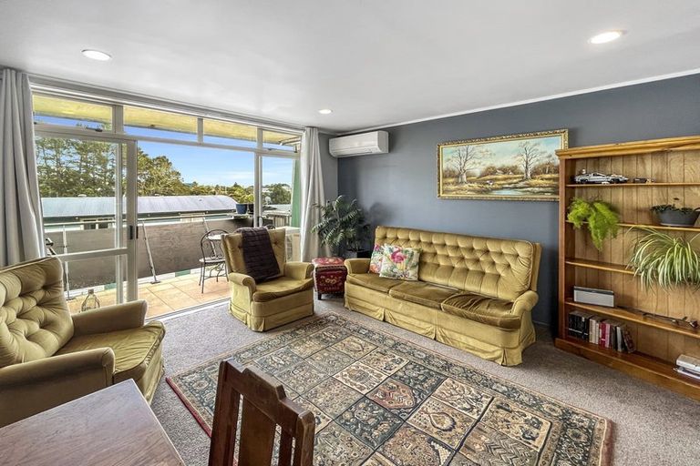 Photo of property in 7b/20 Ian Marwick Place, Birkenhead, Auckland, 0626