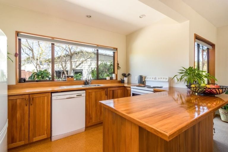 Photo of property in 10 Aston Drive, Waimairi Beach, Christchurch, 8083