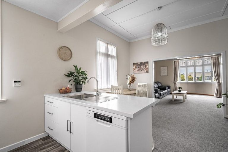 Photo of property in 112 Kitchener Street, Gore, 9710