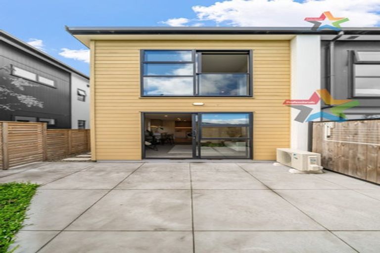 Photo of property in 81 Te Ara O Papatahi, Wainuiomata, Lower Hutt, 5014