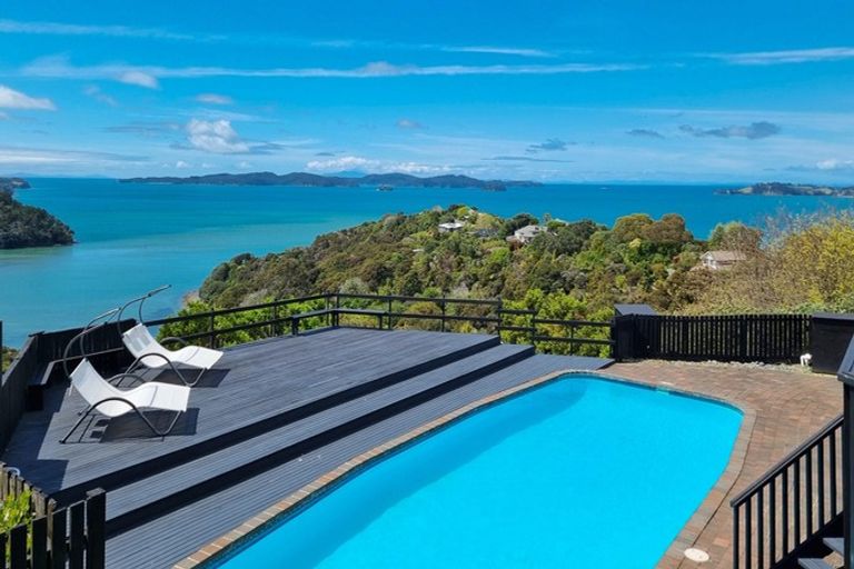 Photo of property in 4 Kotare Place, Sandspit, Warkworth, 0982