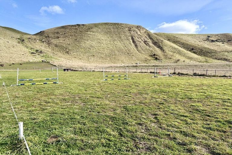 Photo of property in 1061 Ardgour Road, Tarras, Cromwell, 9383