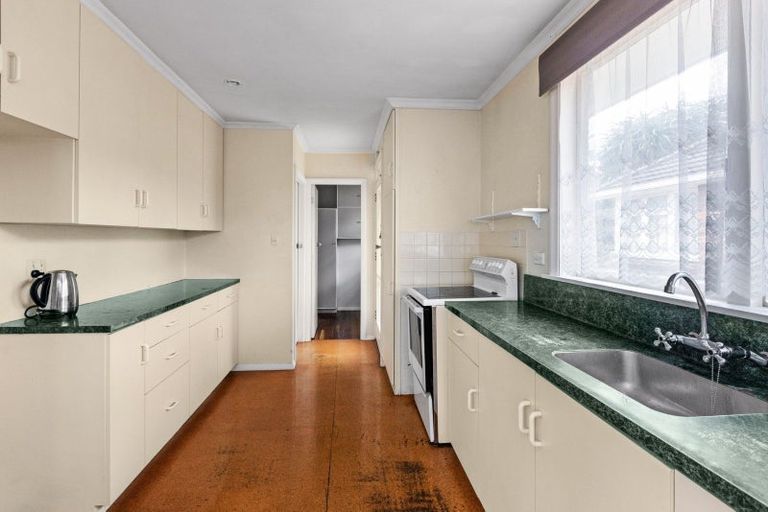 Photo of property in 1099 Cunningham Crescent, Mayfair, Hastings, 4122