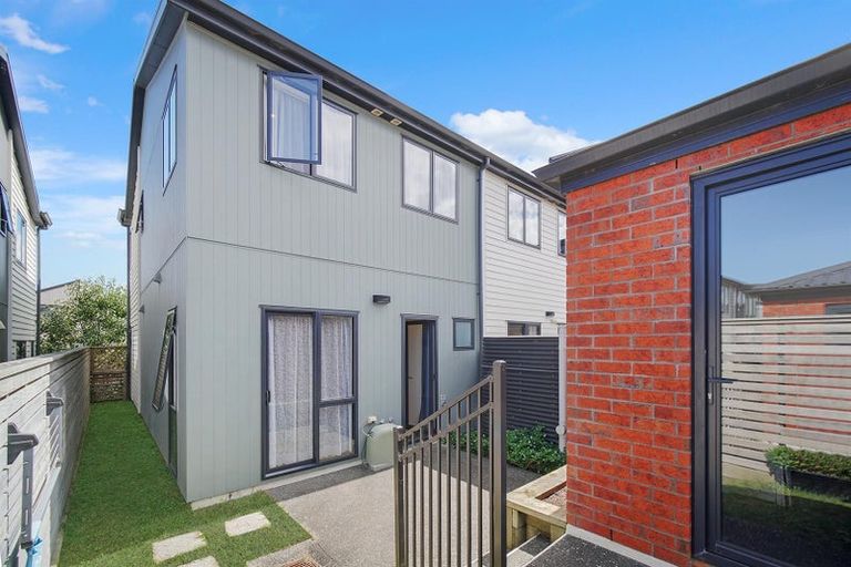Photo of property in 20 Mahalo Avenue, Wiri, Auckland, 2104
