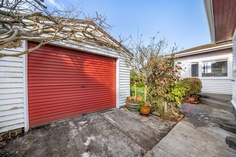 Photo of property in 35 Ropata Crescent, Boulcott, Lower Hutt, 5010