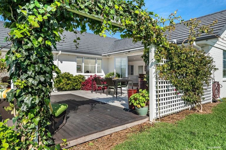 Photo of property in 16 Pathways Drive, Kerikeri, 0230