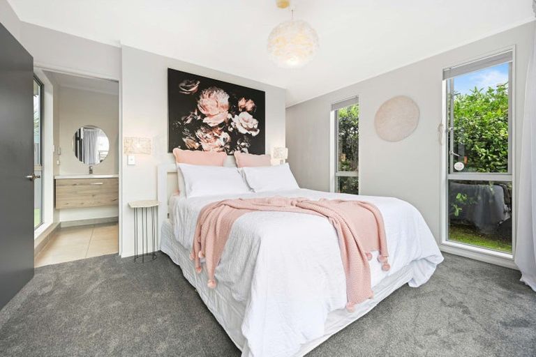 Photo of property in 12 Cumbria Way, Hamilton East, Hamilton, 3216