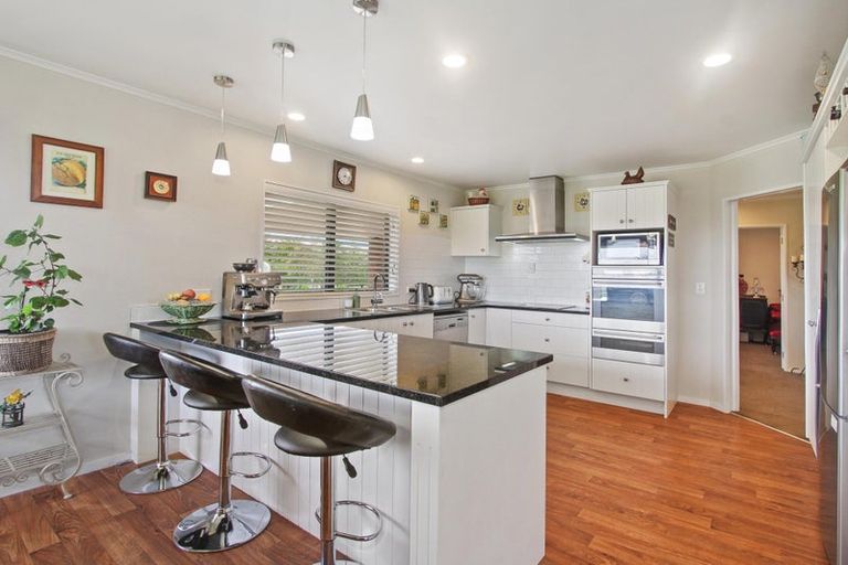 Photo of property in 137 Hart Road, Pukekohe, 2676