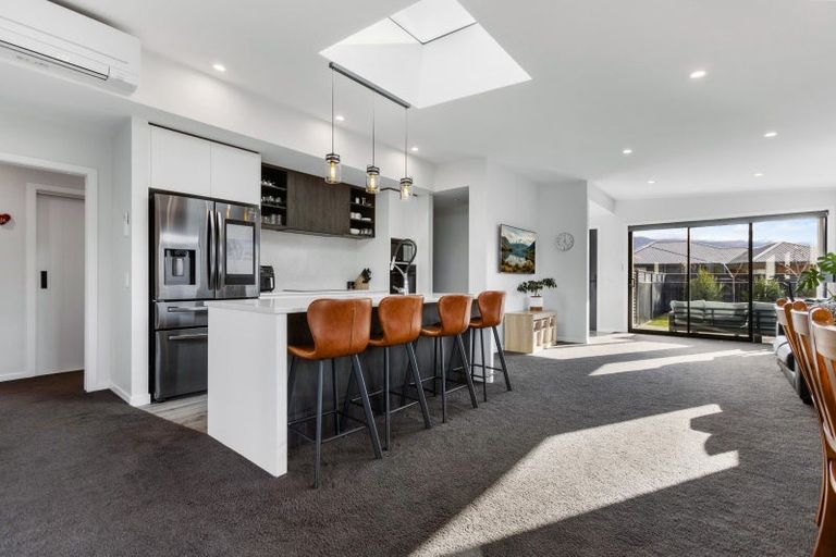 Photo of property in 1 Fraer Street, Cromwell, 9310