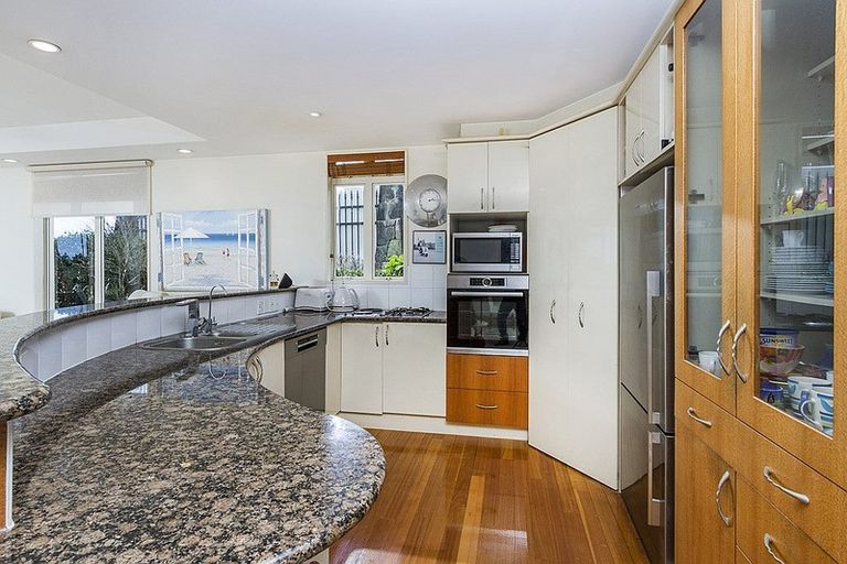 Photo of property in The Sands Apartments, 7/47 The Strand, Takapuna, Auckland, 0622