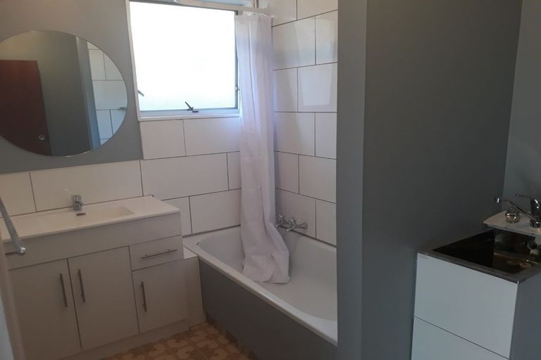 Photo of property in 2/605 Hereford Street, Linwood, Christchurch, 8011