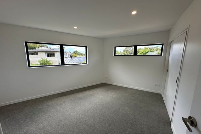 Photo of property in 60 Tiri Tiri Road, Birkdale, Auckland, 0626
