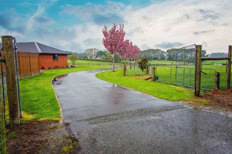 Photo of property in 6 Grove Bush Woodlands Road, Woodlands, Invercargill, 9871
