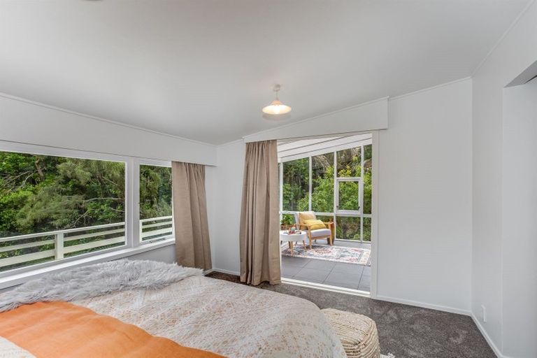 Photo of property in 78 Airlie Road, Plimmerton, Porirua, 5026