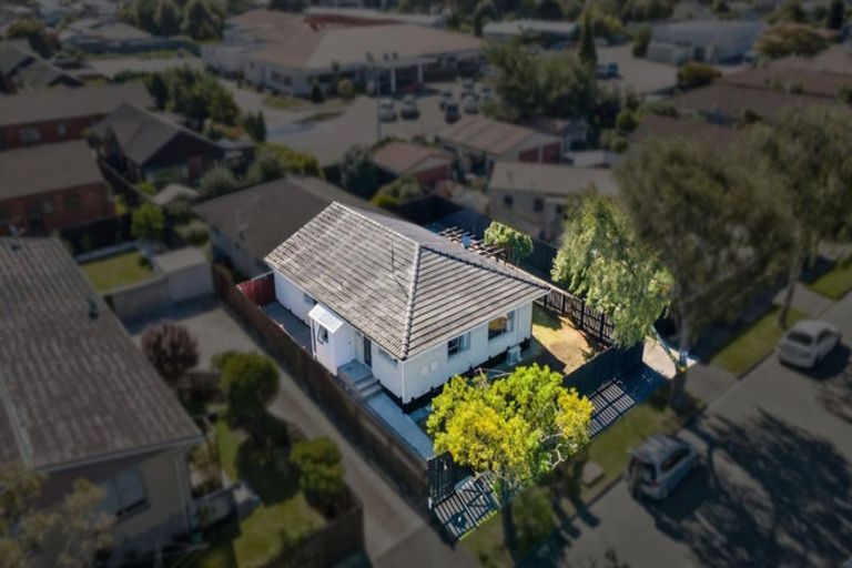 Photo of property in 1/39 Chipping Lane, Redwood, Christchurch, 8051