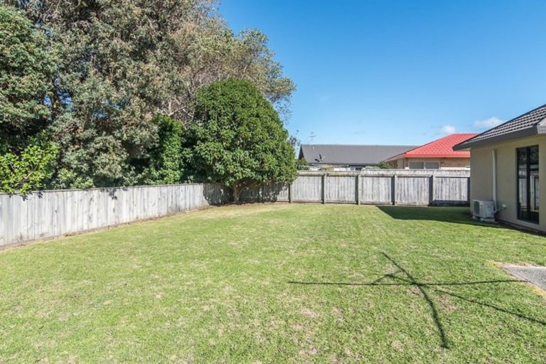 Photo of property in 94 Weggery Drive, Waikanae Beach, Waikanae, 5036