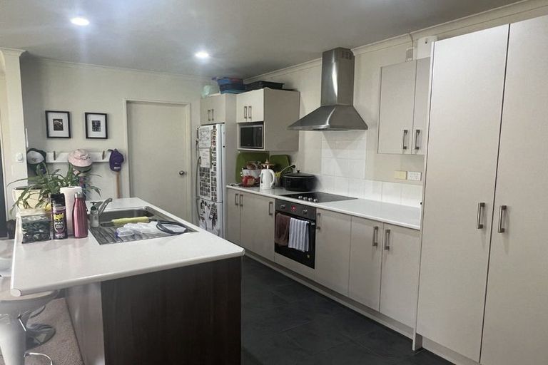 Photo of property in 45 Cityview Place, Massey, Auckland, 0614