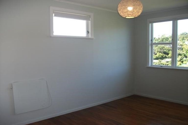 Photo of property in 9 Wrights Hill Road, Karori, Wellington, 6012