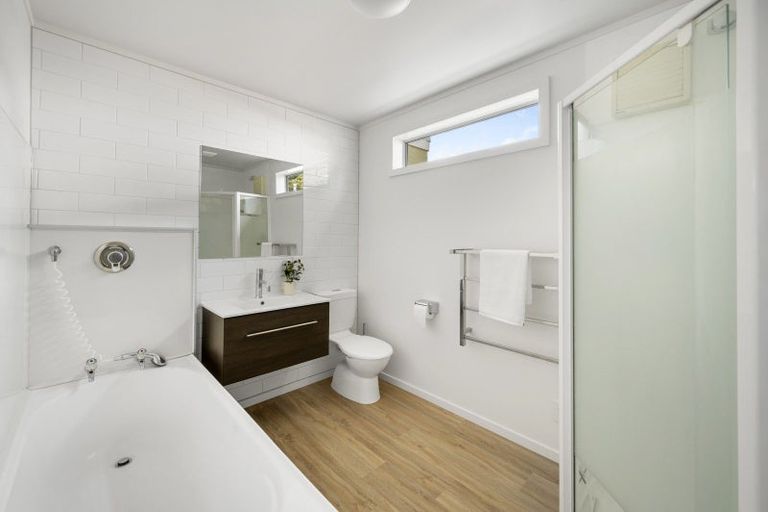 Photo of property in 407 Marine Parade, Napier South, Napier, 4110