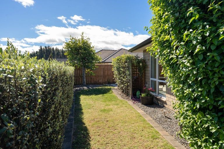 Photo of property in 71 Waterstone Avenue, Paraparaumu, 5032