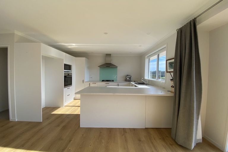 Photo of property in 221 Taylor Road, Waimauku, 0882