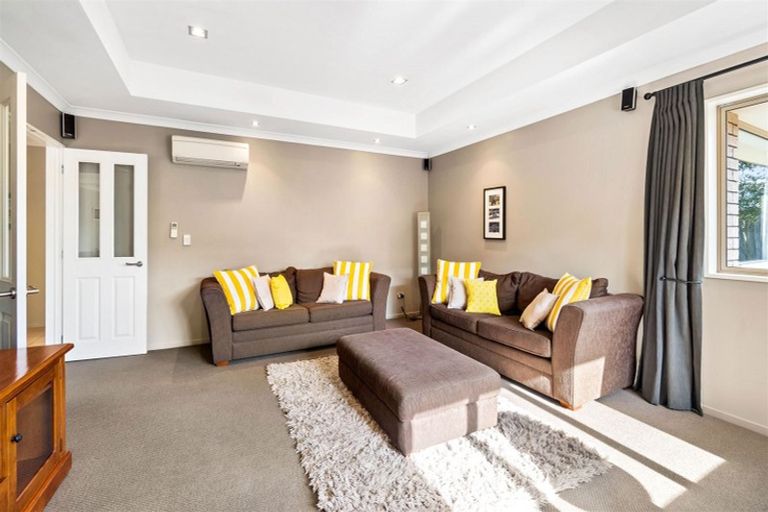 Photo of property in 17 Allingham Lane, Rolleston, 7614