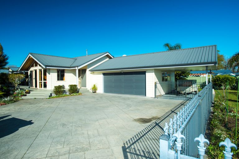 Photo of property in 122 Potae Avenue, Lytton West, Gisborne, 4010