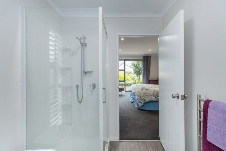 Photo of property in 6 Ataahua Place, Featherston, 5710