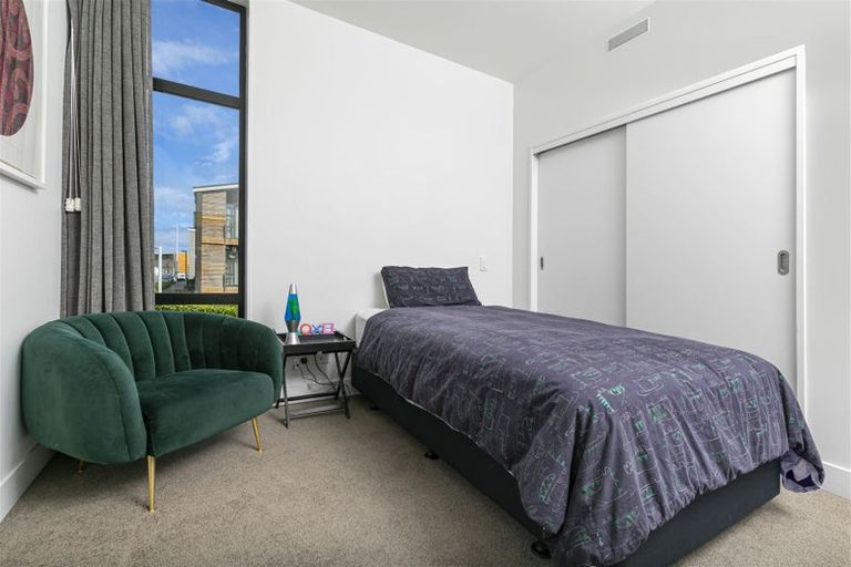 Photo of property in 204 Hobsonville Point Road, Hobsonville, Auckland, 0616