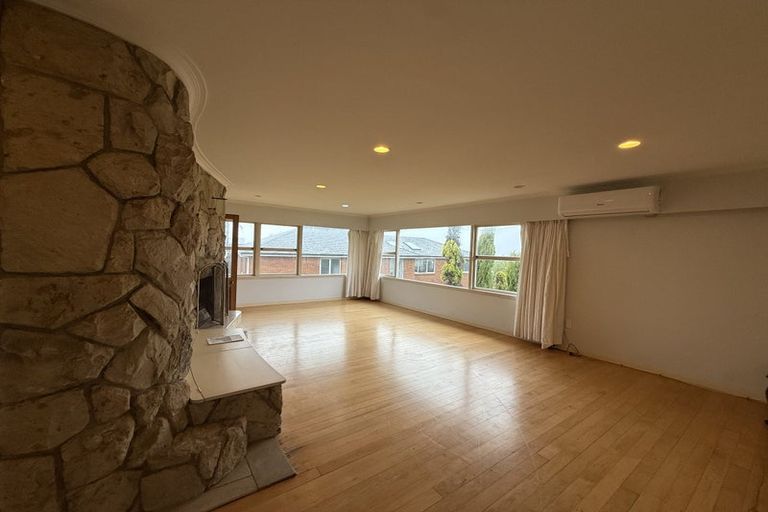 Photo of property in 13 Peter Terrace, Castor Bay, Auckland, 0620