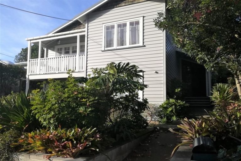Photo of property in 12 High Street, Devonport, Auckland, 0624