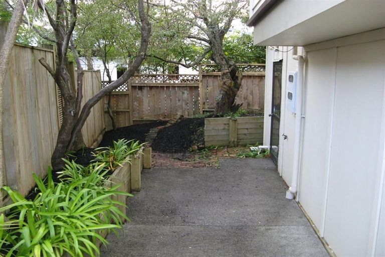 Photo of property in 19b Stafford Road, Northcote Point, Auckland, 0627